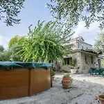 Ada - Casale Nel Sannio